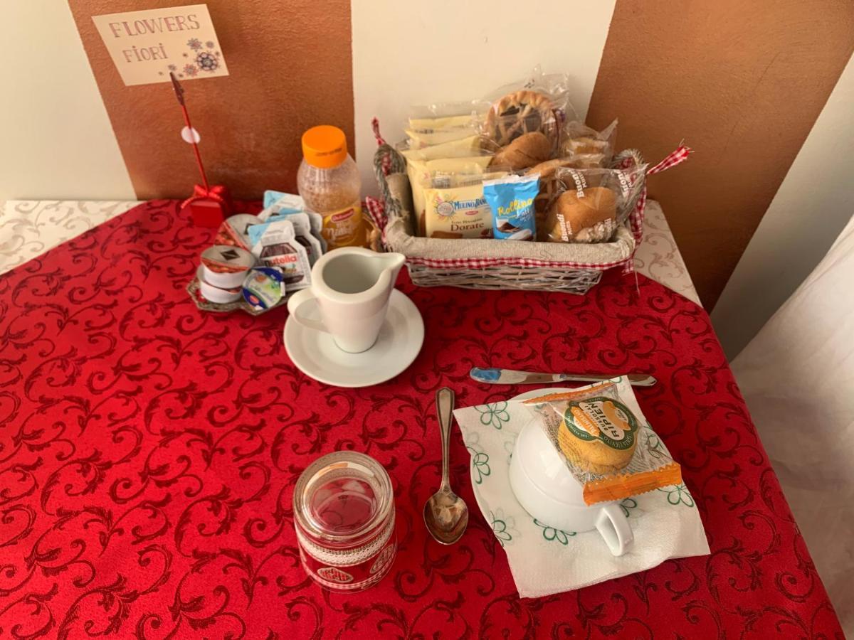 B&B Verona Business And Fun G B Rossi Friendly 외부 사진